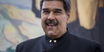 Maduro llama a avanzar en la «reforestación, saneamiento y recuperación» de la Amazonía