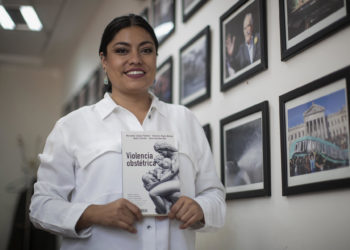 Un libro denuncia la violencia obstétrica que padecen las mujeres en México
