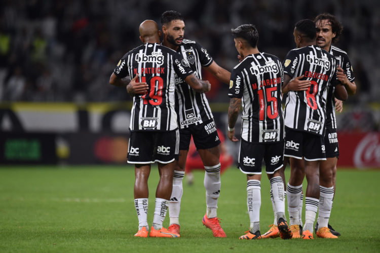 Jugadores de Mineiro celebran al final de un partido de la fase de grupos de la Copa Libertadores. Foto de archivo. EFE/ Yuri Edmundo