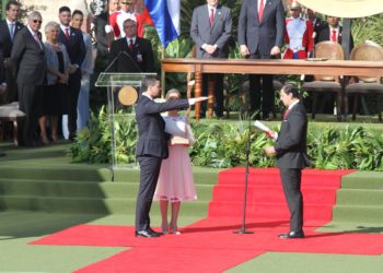 Peña asume la Presidencia dispuesto a consensuar y convertir a Paraguay en protagonista