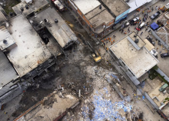 Luto en República Dominicana por las 27 víctimas de la explosión cuyas causas se investigan