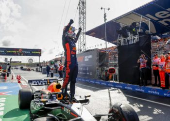 Verstappen exhibe poder absoluto ante su afición