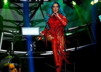 Demandan a Karol G por plagio en el tema «Don’t be shy» junto a DJ Tiesto