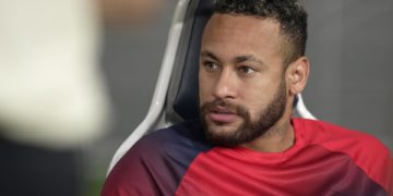 Neymar ya es oficialmente del Al Hilal saudí