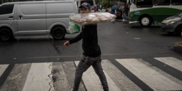 Generar un patrimonio propio, casi una utopía para los jóvenes en Venezuela