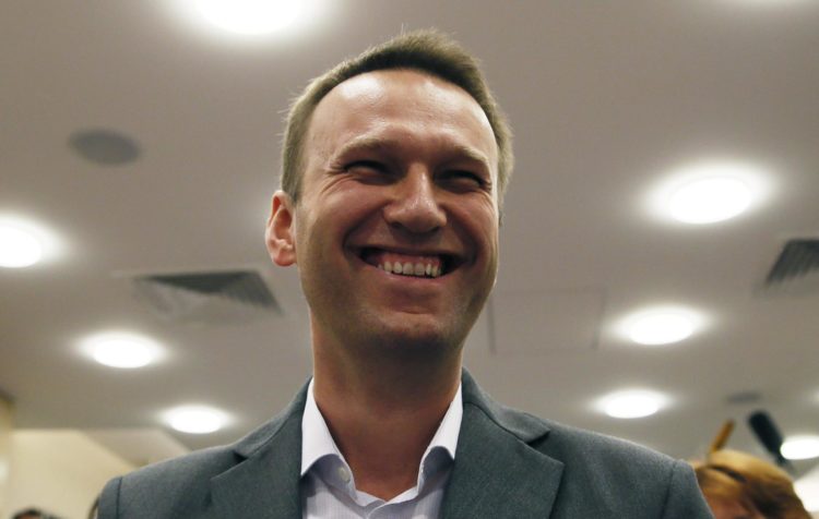 Foto de archivo del opositor ruso, Alexéi Navalni. EFE/Yuri Kochetkov