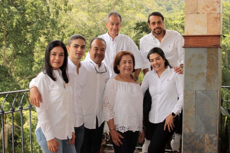 Doña Gisela ha logrado que el legado de Cupertino Cañizalez se haya mantenido vivo durante generaciones.