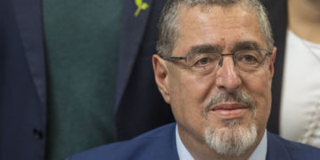 Candidato Arévalo lidera la intención de voto en Guatemala con un 61 %, según encuesta