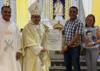Monseñor Luis Enrique “Kike” Rojas fue declarado Hijo Ilustre de Zea