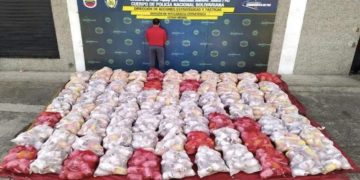 Atraparon a un sujeto con 1.360 pollos de PDVAL