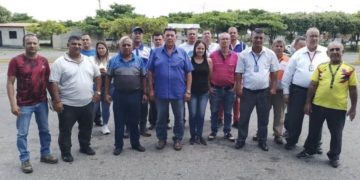 Transportistas se cansaron de esperar el nuevo Puente Onia