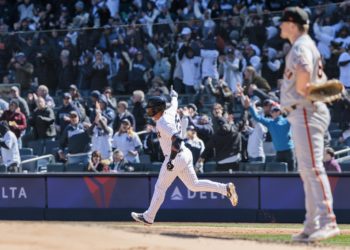 2-3. El venezolano Gleyber Torres responde y define el triunfo de los Yanquis sobre los Medias Rojas