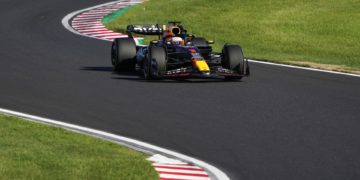Verstappen arrasa en Japón; Sainz sexto y Alonso octavo