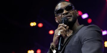 Usher protagonizará el espectáculo del Súper Bowl de 2024 en Las Vegas