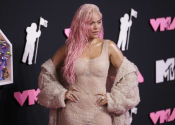 Karol G recibirá el Premio Billboard Espíritu de la Esperanza