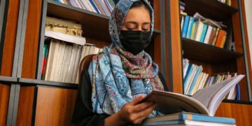 Dos años sin educación femenina, la pesadilla de una generación perdida en Afganistán
