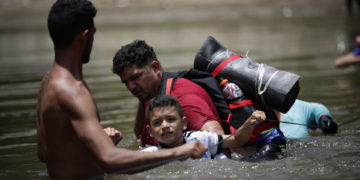Panamá: Se rebasa el umbral de 400.000 migrantes que cruzaron la selva del Darién este año
