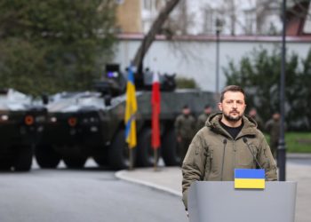 Zelenski: Rusia quiere ocultar su debilidad sembrando el terror en África