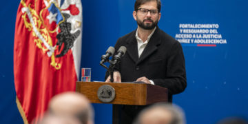 Boric denuncia amenazas de la ultraderecha contra él y su familia