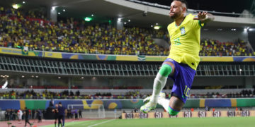 5-1. Brasil se pone al frente en las eliminatorias con goleada y exhibición de Neymar