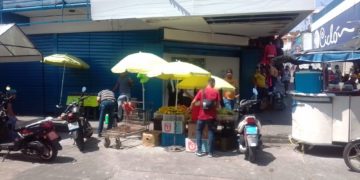 Comerciantes del Mercado la Paz esperan repuestas sino “todos a las calles”