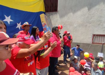 Gerardo Márquez: “¡Se acabó el que haya directores de escuelas escuálidos! ¡A partir de ahora todos serán chavistas!”