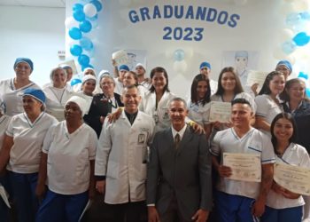 Iahula graduó técnicos en procedimientos de material médico