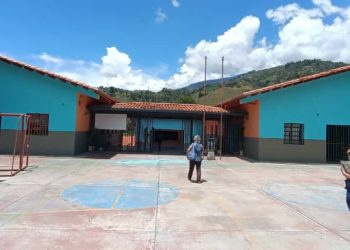 Gobierno merideño evaluó infraestructura escolar en Campo Elías