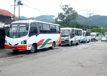 Táchira | Transportistas se niegan a recibir el pasaje por otro método de pago 