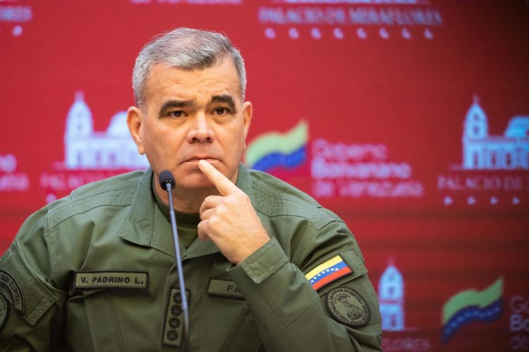 El ministro de Defensa de Venezuela, Vladimir Padrino López, en una fotografía de archivo. EFE/Rayner Peña R.