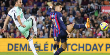 Un remozado Barcelona para medir los efectos de la decepción europea del Osasuna