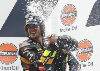 Bezzecchi, Acosta y Masiá cierran en lo más alto del podio la primera visita a la India