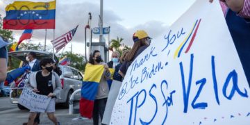 EEUU expande el permiso migratorio TPS a venezolanos