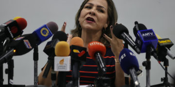 María Carolina Uzcátegui: Los lugares elegidos para votar ponen «en riesgo» las elecciones primarias