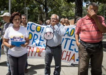 El canje de «presos políticos», una propuesta «desesperada» en Venezuela
