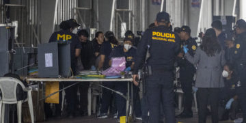 El Tribunal electoral de Guatemala garantiza los resultados electorales pese al allanamiento