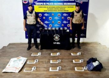 Incautaron diez panelas de droga y armas largas en El Vigía