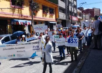 Merideños realizaron la Parada Ciudadana por los Servicios Públicos