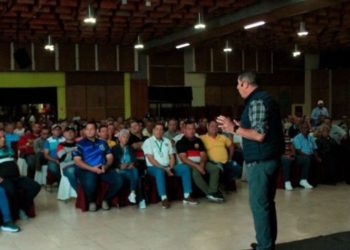 Cormetur ofreció talleres de formación turística a taxistas en Mérida