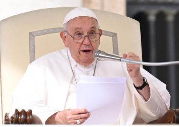El papa pide que «se haga todo lo posible para evitar una catástrofe humanitaria» en Gaza