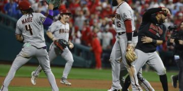 2-4. Los Diamondbacks vencen a los Filis y avanzan a la Serie Mundial