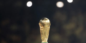 FIFA lanza proceso de candidatura y exige 80.000 asientos para inauguración y final