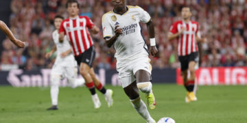 Vinicius Jr.: «Estoy muy contento de renovar mi contrato. Es un sueño para mí»