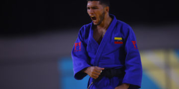 El venezolano Willis García derrota en 40 segundos al canadiense Julien Frascadore
