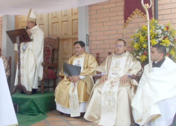 El obispo Diocesano en Isnotú: José Gregorio Hernández camina junto al pueblo de Dios