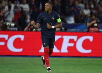 Mbappé busca igualar la marca goleadora de Platini para enterrar su sequía parisina