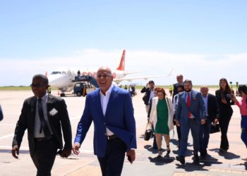 Delegación del Gobierno venezolano llega a Barbados para retomar diálogo con la oposición