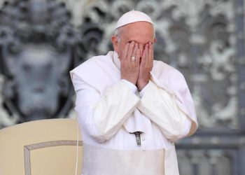 El papa está preocupado por el asedio total de Gaza y pide la liberación de los rehenes