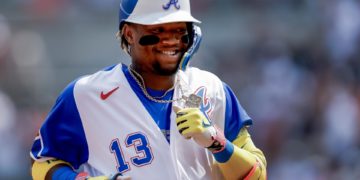El venezolano Acuña Jr. frente a Harper, duelo en la Serie Divisional de la Liga Nacional
