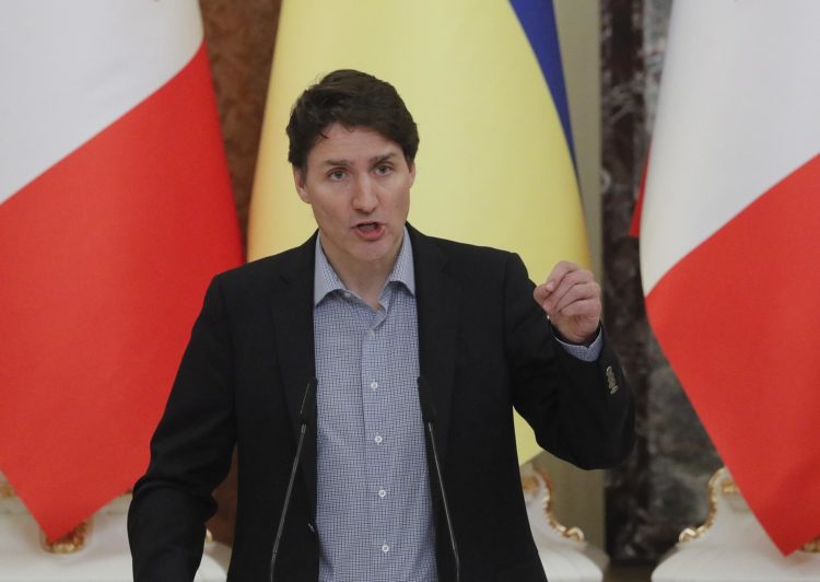 Fotografía de archivo en la que se registró al primer ministro de Canadá, Justin Trudeau. EFE/Sergey Dolzhenko